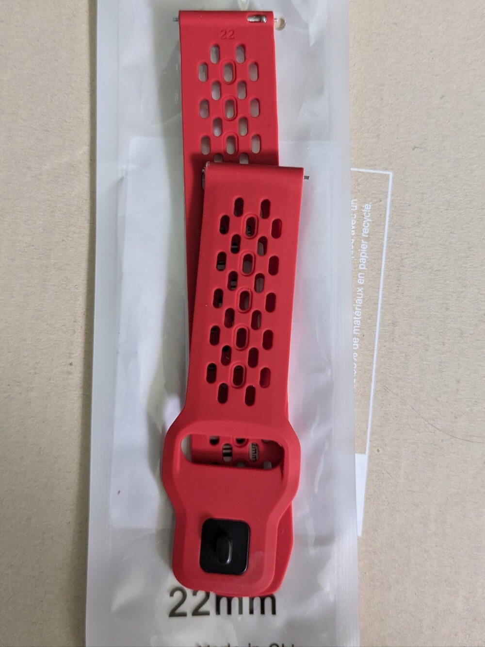 Red 22mm Silicone Sport Watch Band (Compatible)
